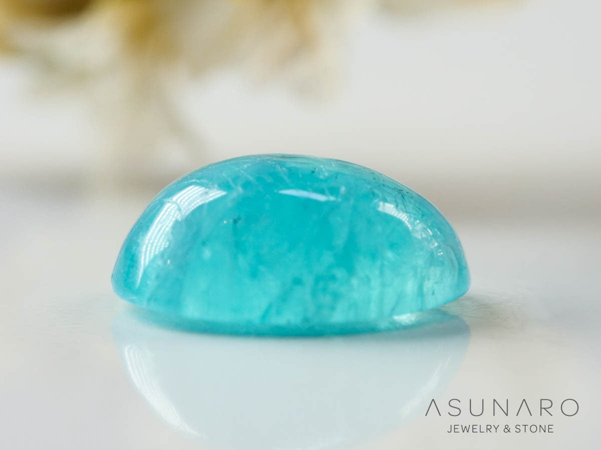 パライバトルマリン　カボション　 ブラジル産　0.84ct 【241106-2685】