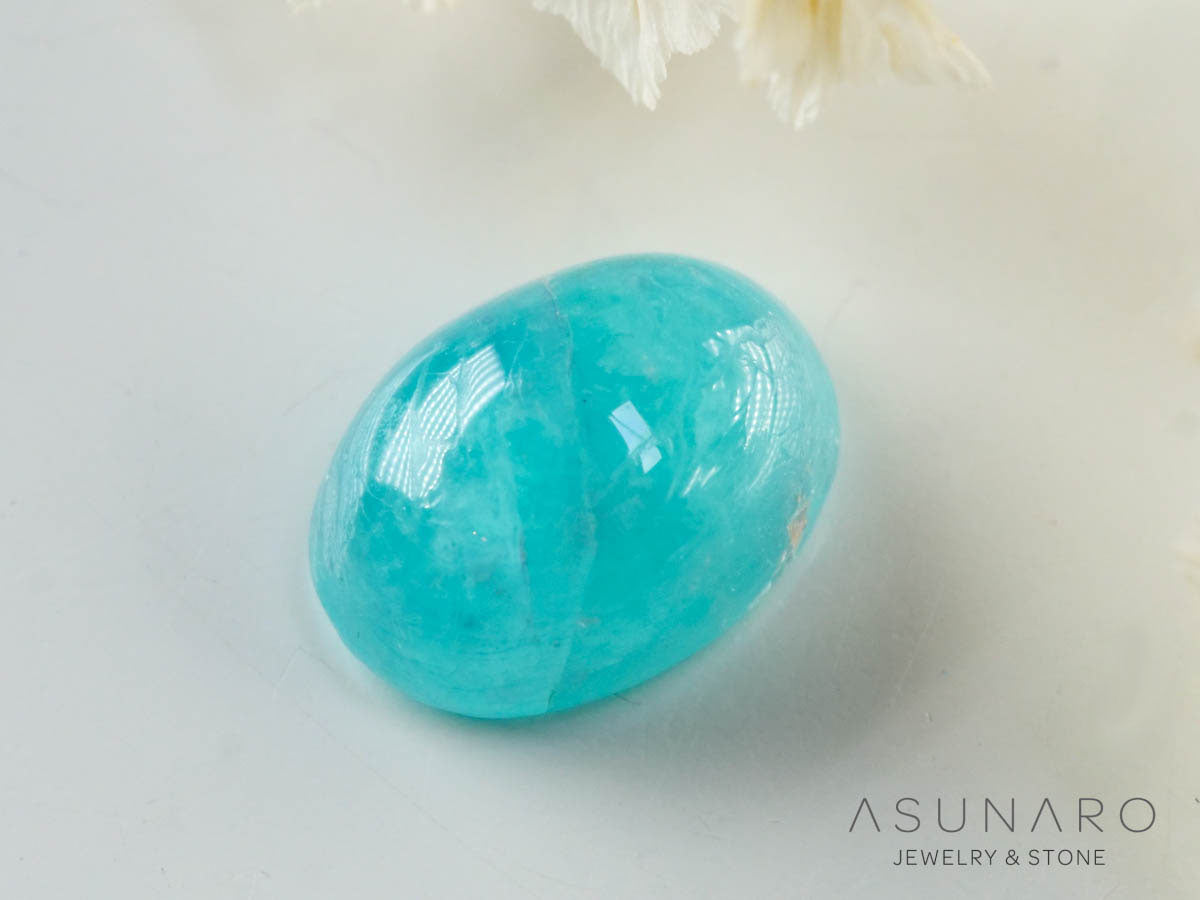 パライバトルマリン　カボション　 ブラジル産　0.95ct 【241106-2689】