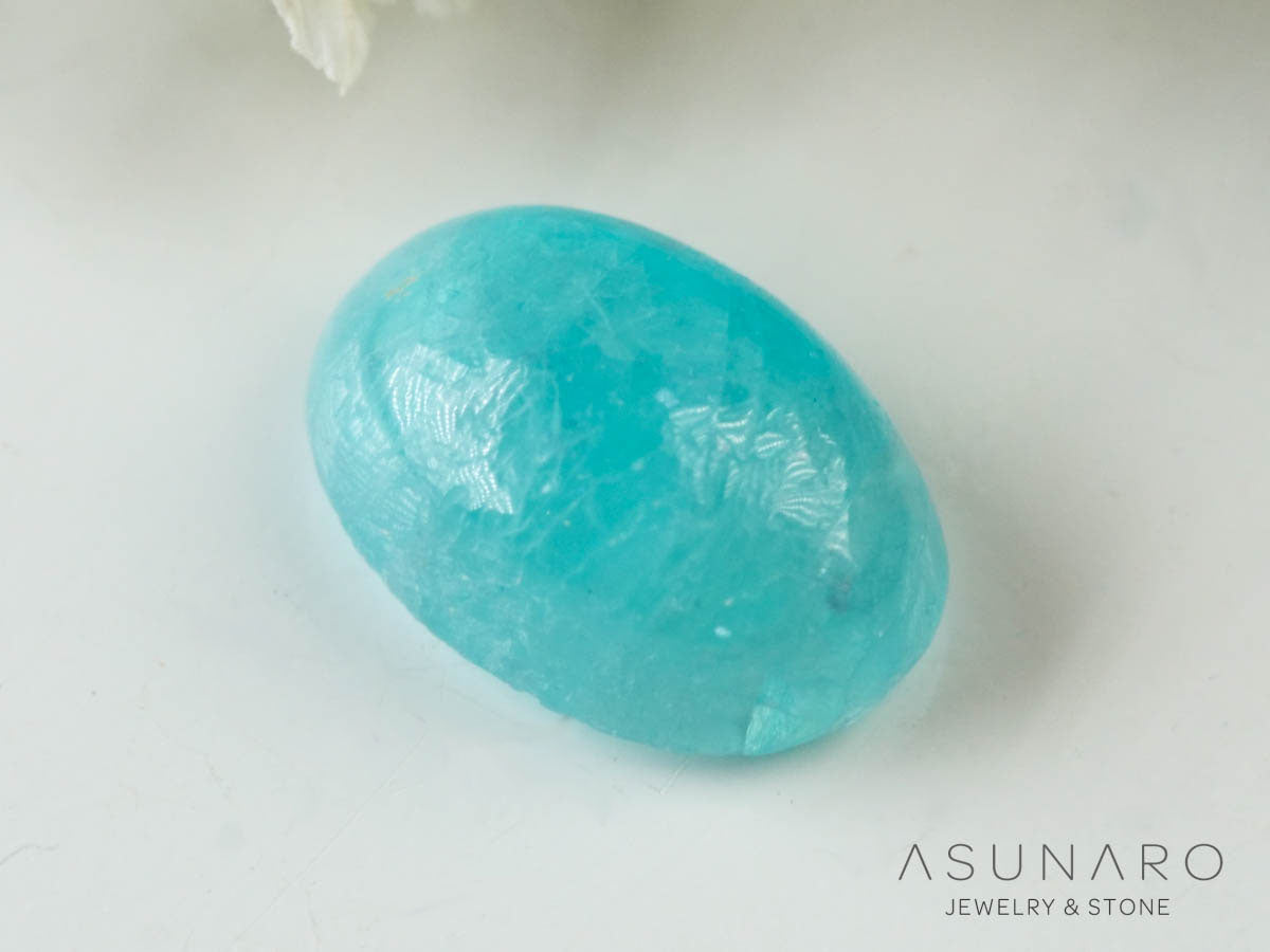 パライバトルマリン　カボション　 ブラジル産　0.54ct 【241106-2694】