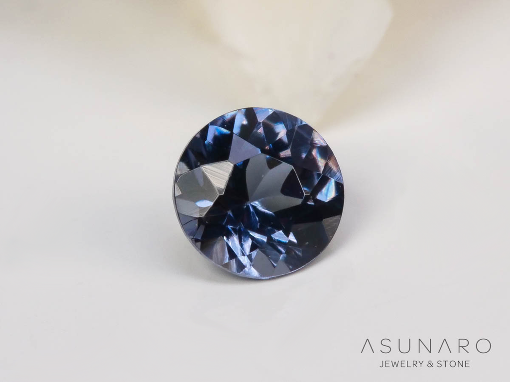 ベキリーブルーガーネット　ラウンドカット　 マダガスカル産　0.09ct【250311-2909】