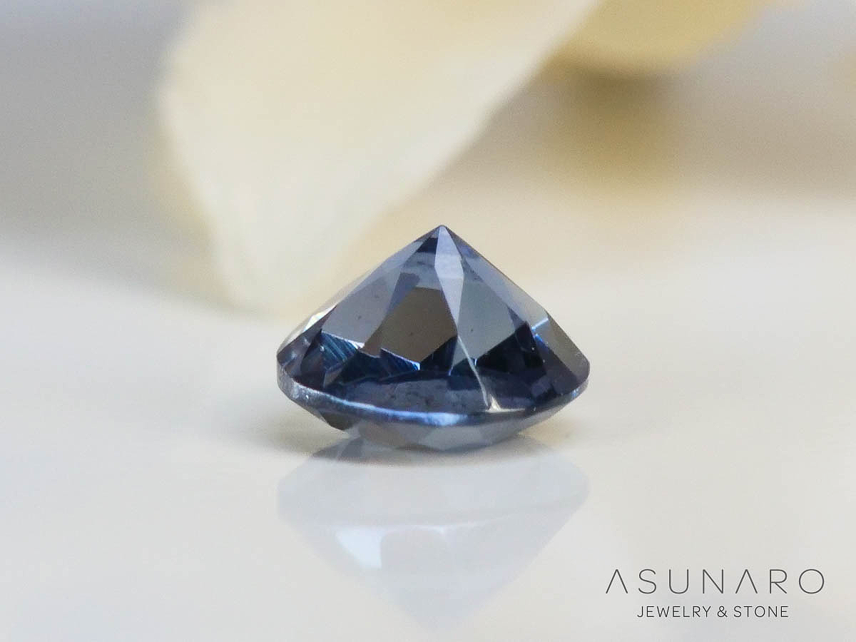 ベキリーブルーガーネット　ラウンドカット　 マダガスカル産　0.09ct【250311-2909】