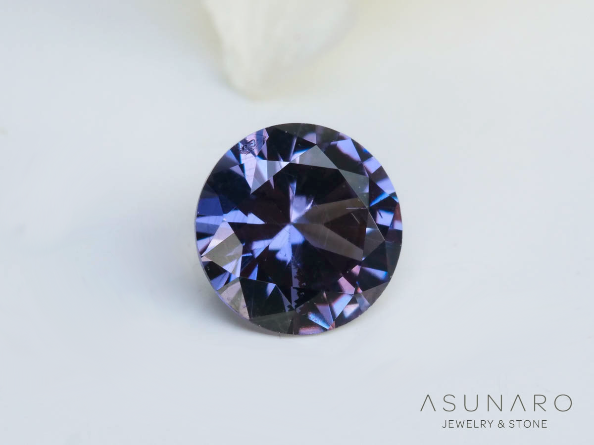 ベキリーブルーガーネット　ラウンドカット　 マダガスカル産　0.18ct【250311-2910】