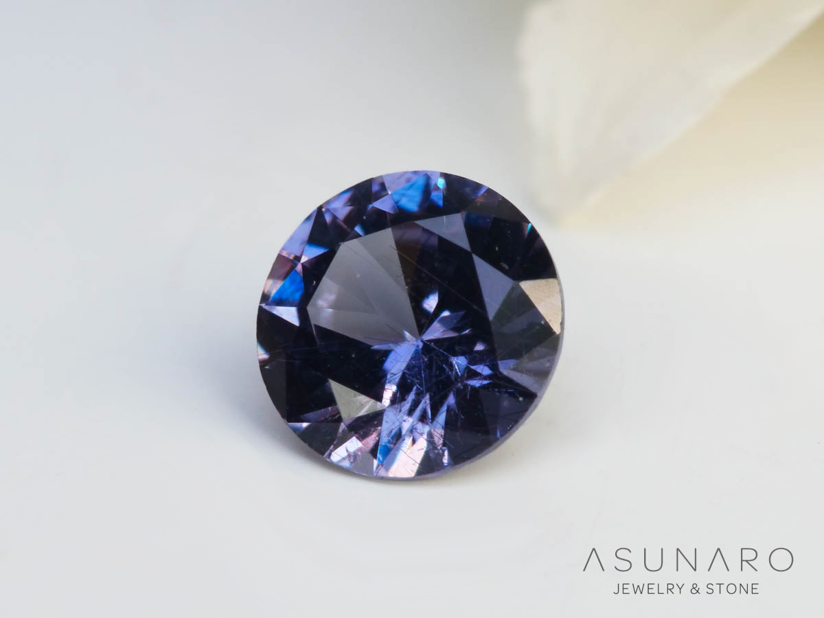 ベキリーブルーガーネット　ラウンドカット　 マダガスカル産　0.19ct【250311-2913】