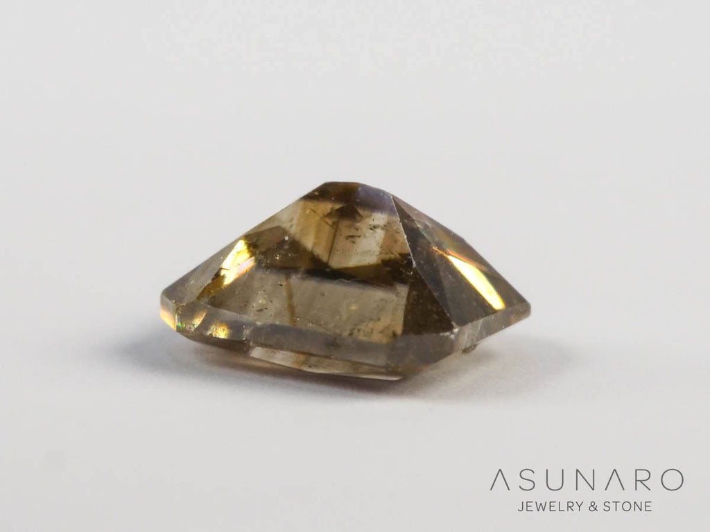 バイカラーキャシテライト  エメラルドカット　ビルマ産 　0.46ct　【250508-2939】