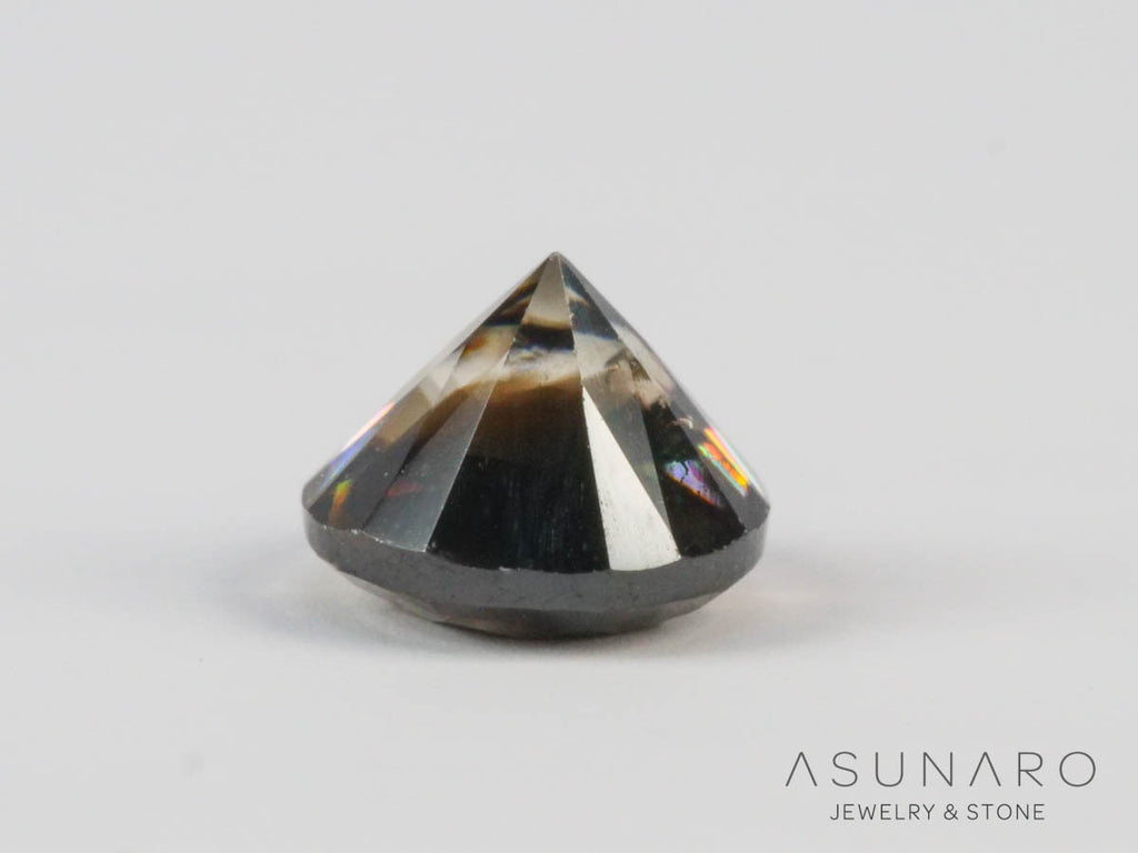バイカラーキャシテライト  ラウンドカット　ビルマ産 　0.88ct　【250508-2950】