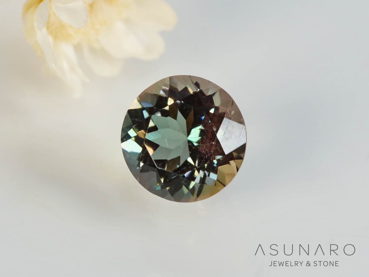 オレゴンサンストーン  ラウンドカット　 アメリカ産 　1.21ct【250501-2955】