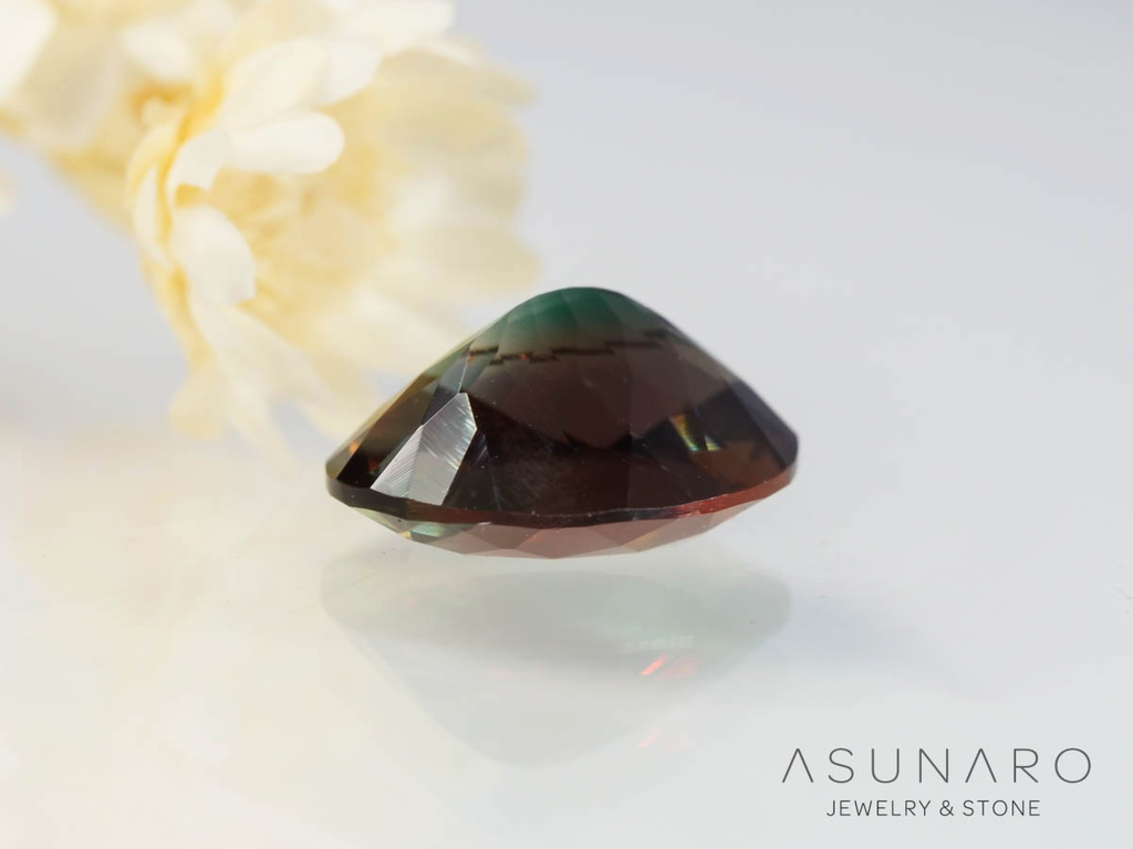 オレゴンサンストーン  オーバルカット　 アメリカ産 　1.56ct【250501-2956】