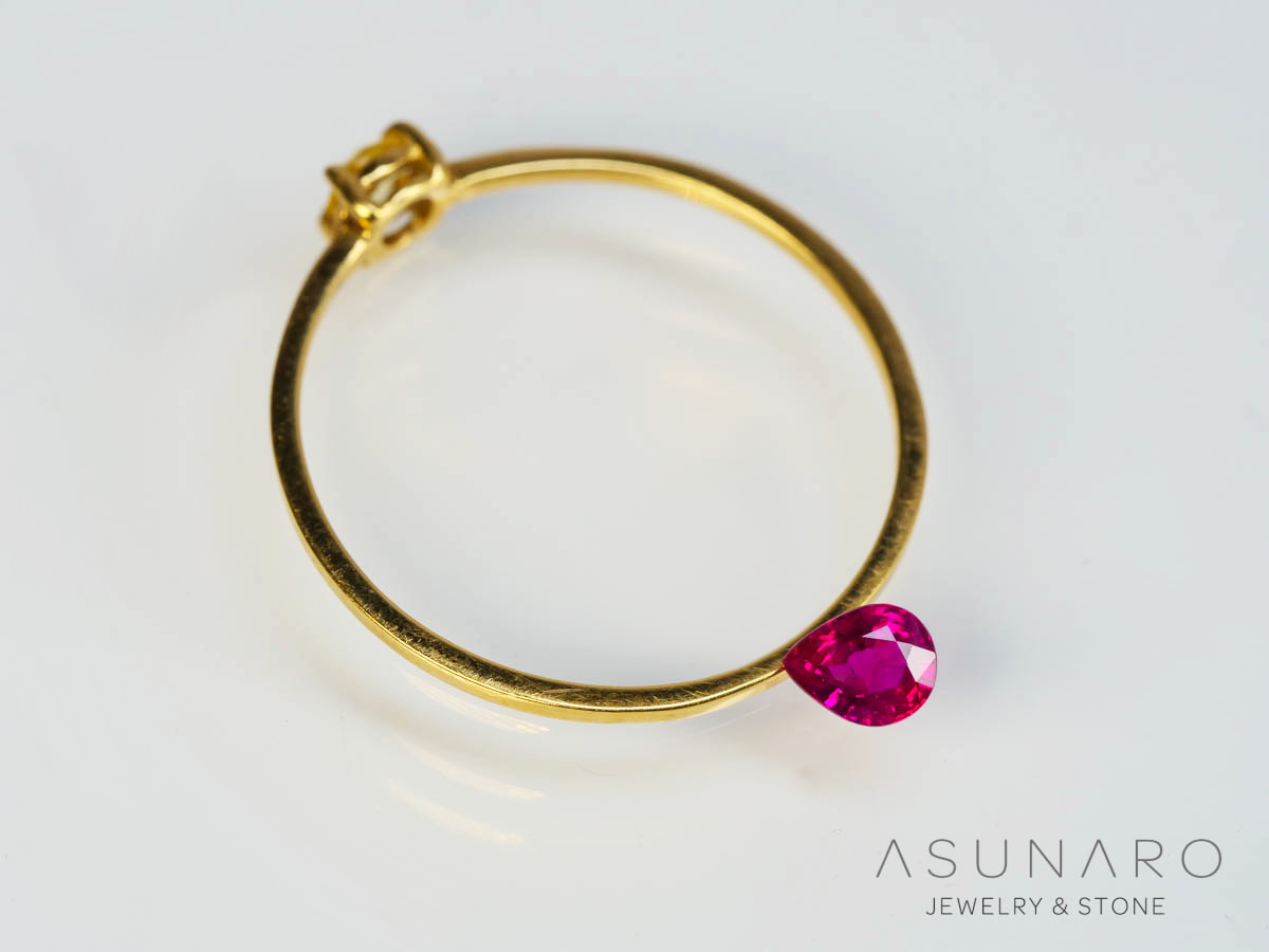 ピジョンブラッドルビー　ペアシェイプカット　 タイ産　0.21ct　鑑別書付【250501-2984】