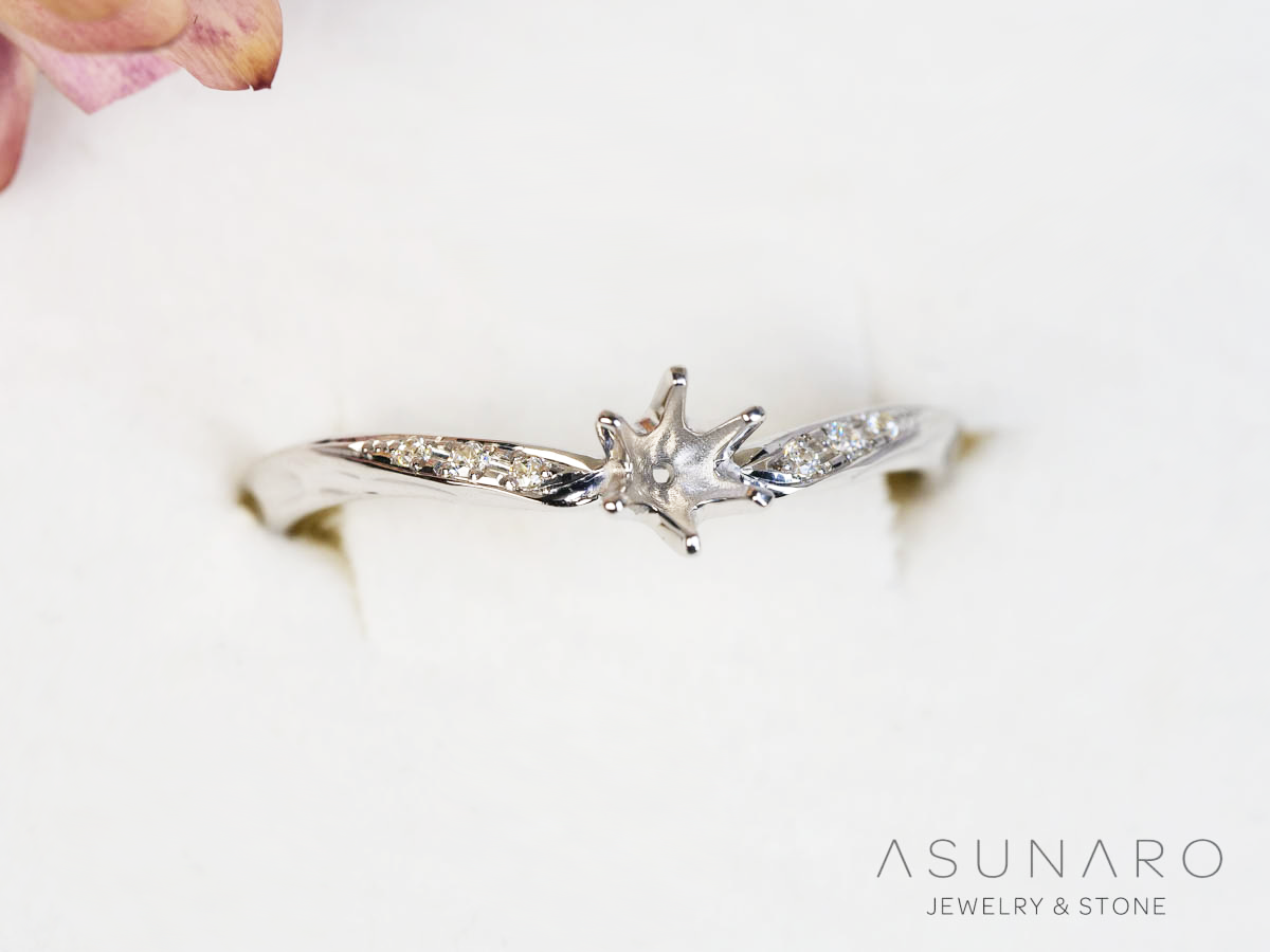 【お仕立て用】空枠番号：ASU-25　V字枠　リング枠【オーダージュエリー用】