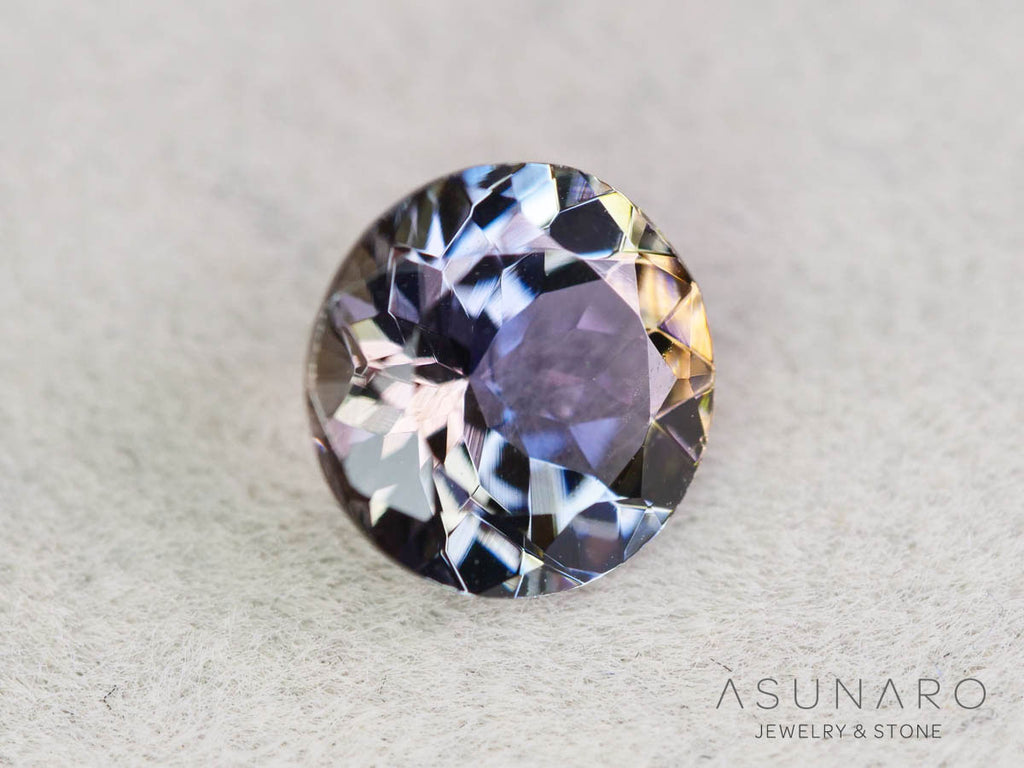 パーティーカラーゾイサイト（タンザナイト）ラウンドカット　タンザニア産　1.05ct【250825-3096】