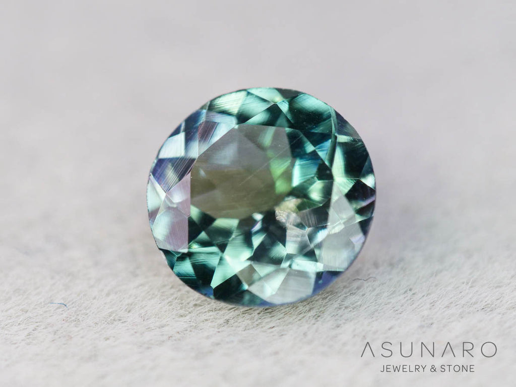 パーティーカラーゾイサイト（タンザナイト）ラウンドカット　タンザニア産　0.70ct【250825-3097】