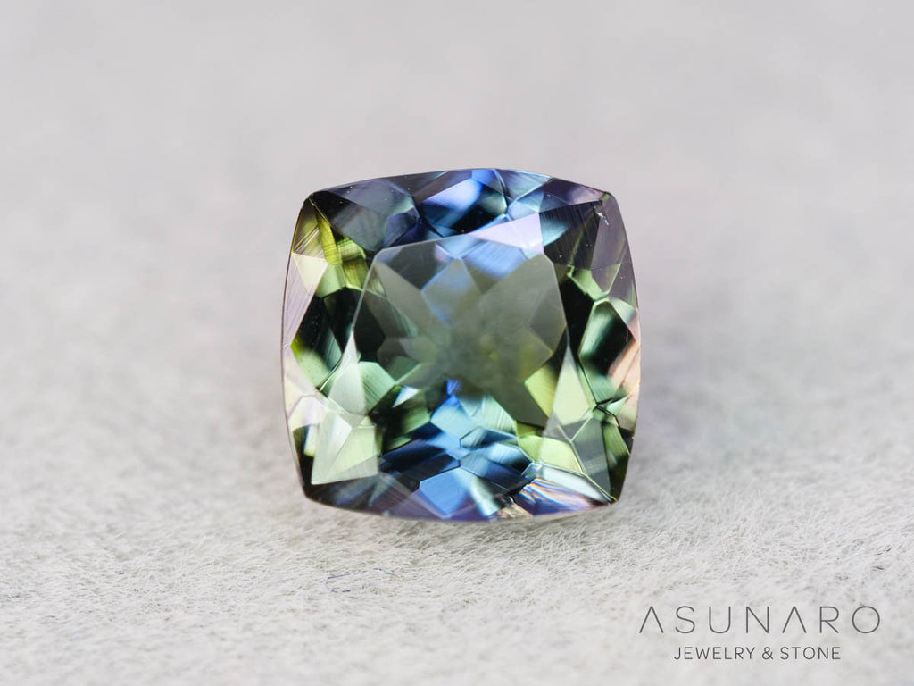 パーティーカラーゾイサイト（タンザナイト）クッションカット　タンザニア産　1.17ct【250825-3098】