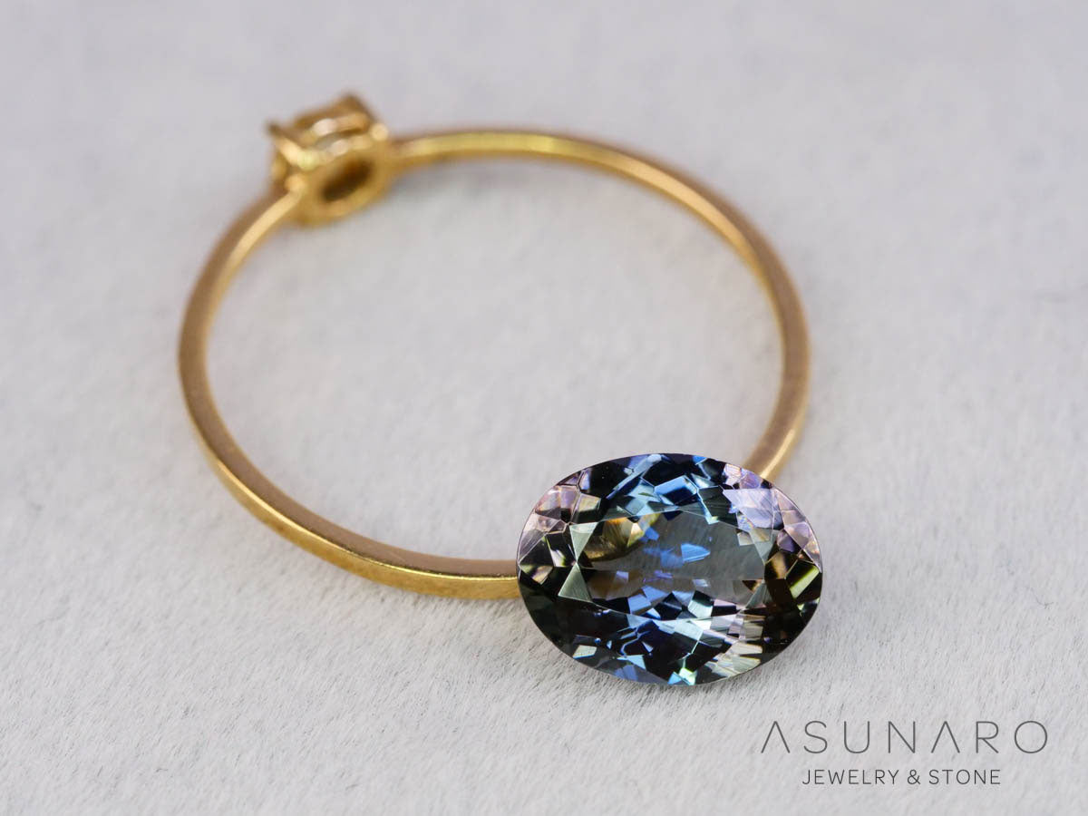 パーティーカラーゾイサイト（タンザナイト）オーバルカット　タンザニア産　1.33ct【250825-3095】