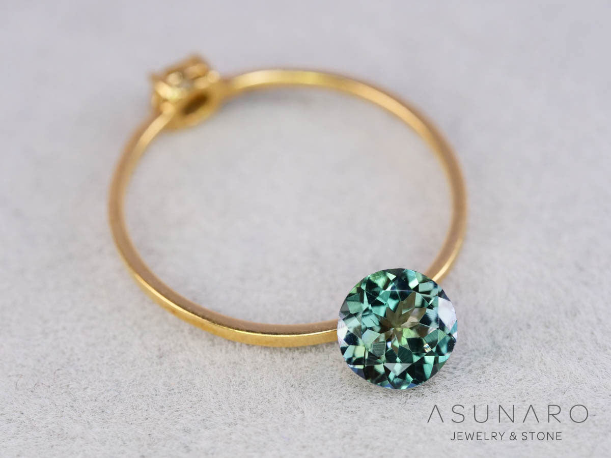 パーティーカラーゾイサイト（タンザナイト）ラウンドカット　タンザニア産　0.70ct【250825-3097】