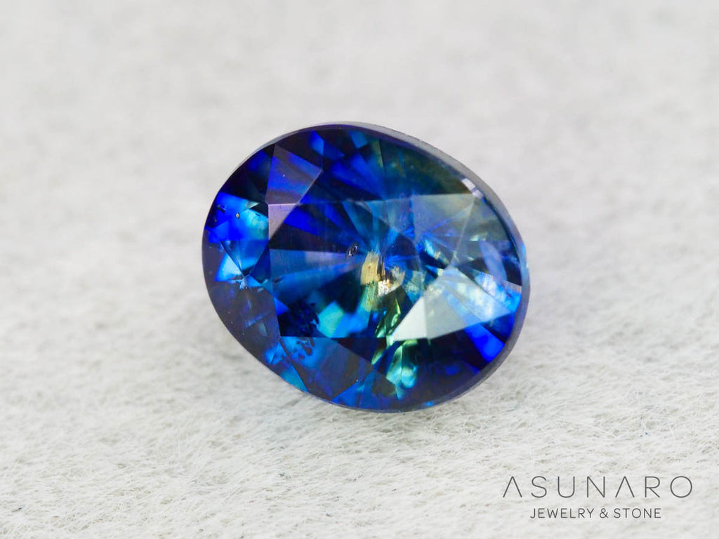 バイカラーサファイア 　ロータスリリーカット（オーバル）　 スリランカ産　0.77ct【251003-3092】