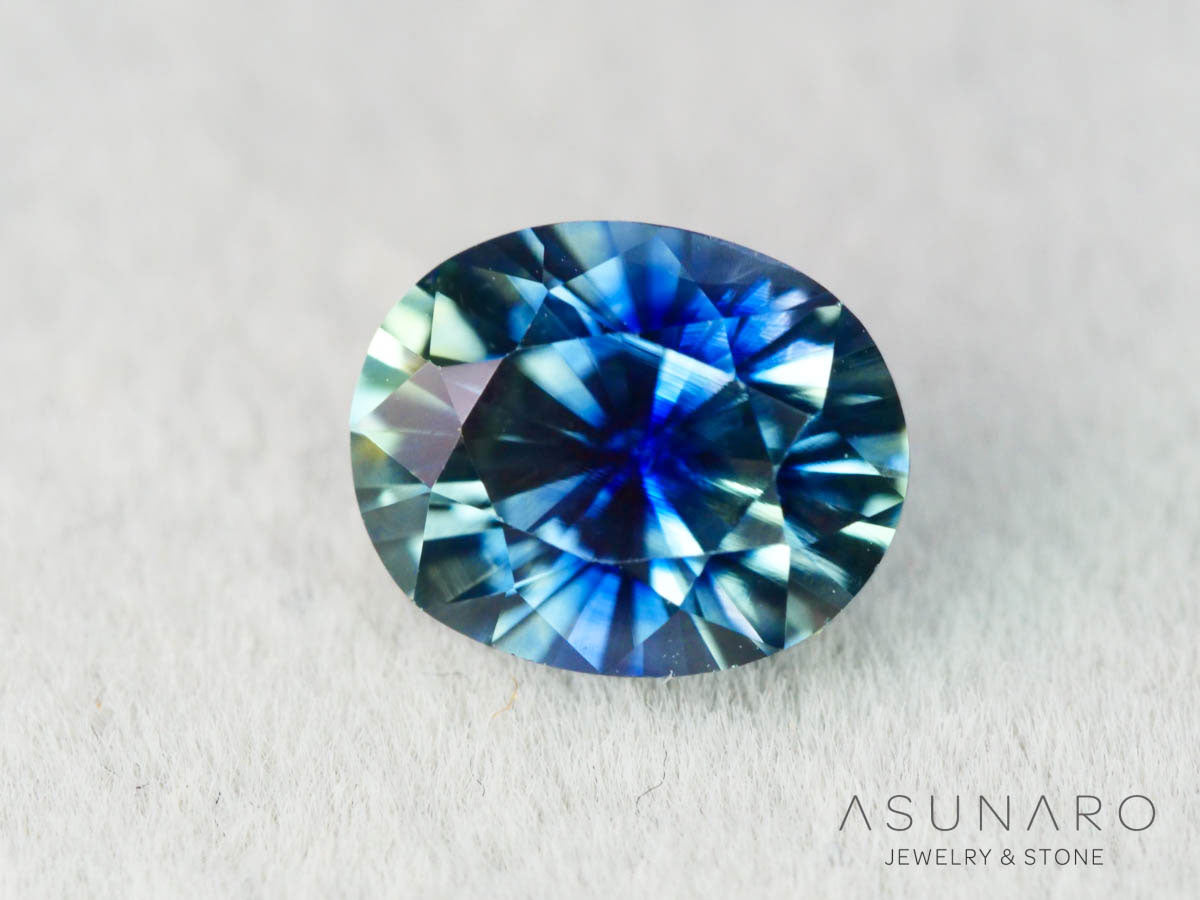 バイカラーサファイア 　ロータスリリーカット（オーバル）　 スリランカ産　1.28ct【251003-3093】