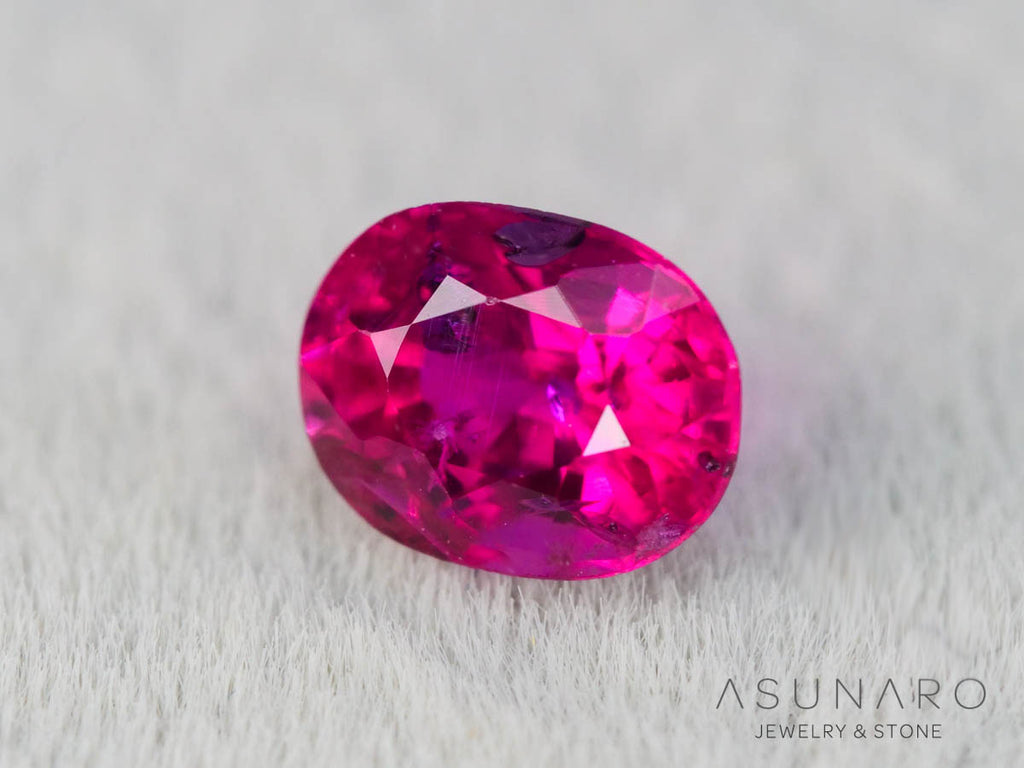 ピジョンブラッドルビー　オーバルカット　 タイ産　0.45ct　鑑別書付【251001-3056】