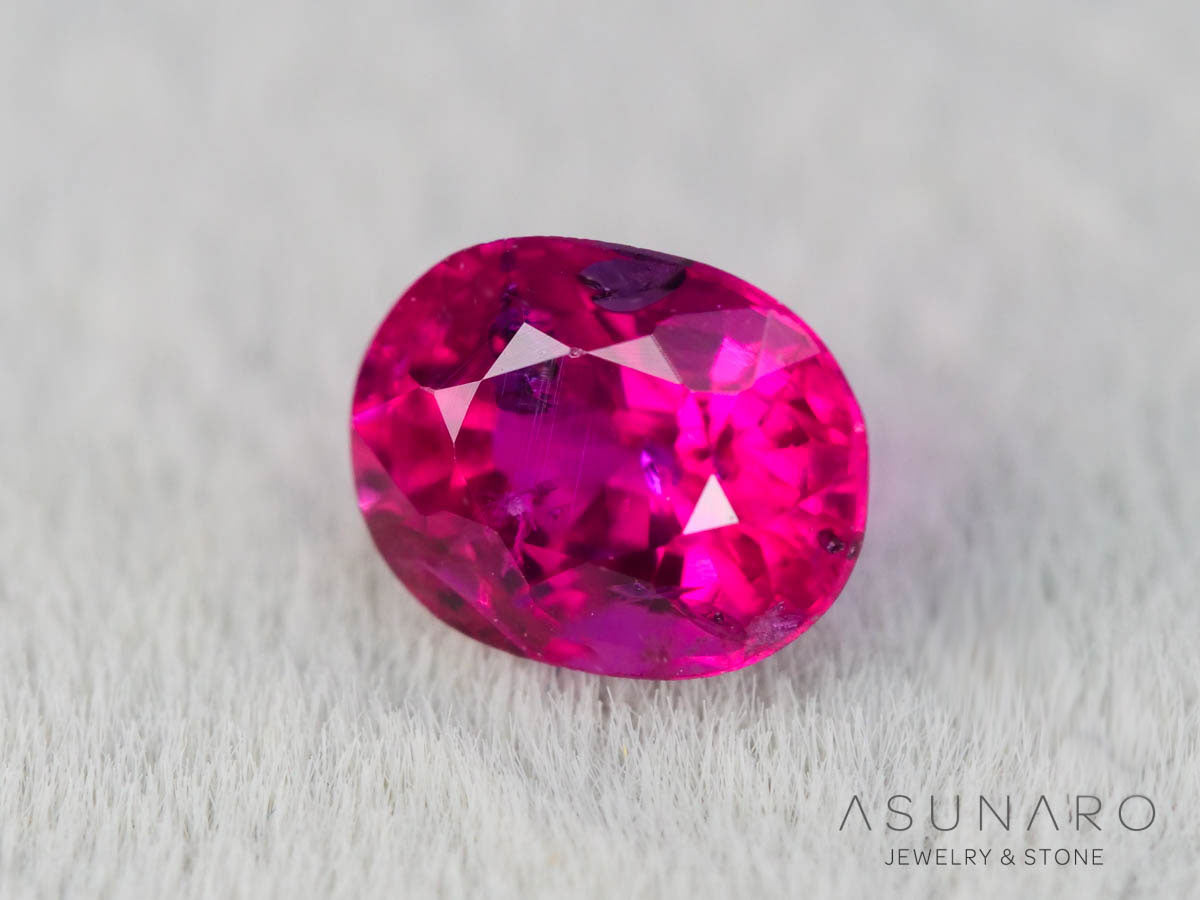 ピジョンブラッドルビー　オーバルカット　 タイ産　0.45ct　鑑別書付【251001-3056】