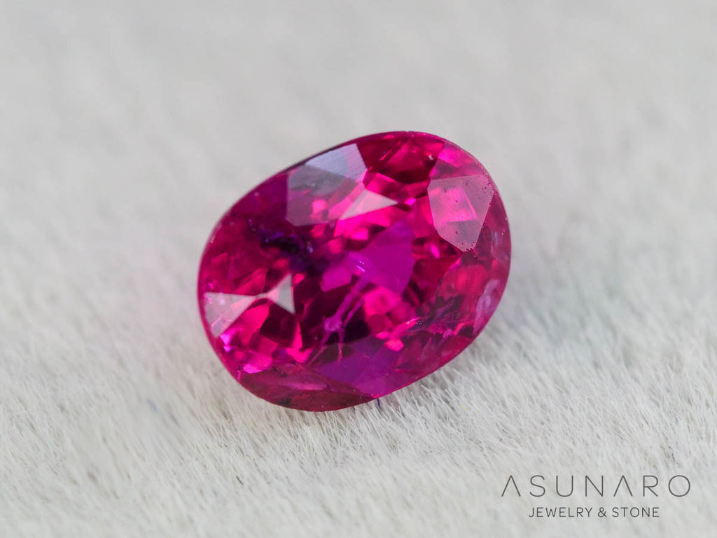 ピジョンブラッドルビー　オーバルカット　 タイ産　0.45ct　鑑別書付【251001-3056】