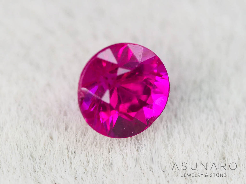 ピジョンブラッドルビー　ラウンドカット　 タイ産　0.17ct　鑑別書付【251001-3061】