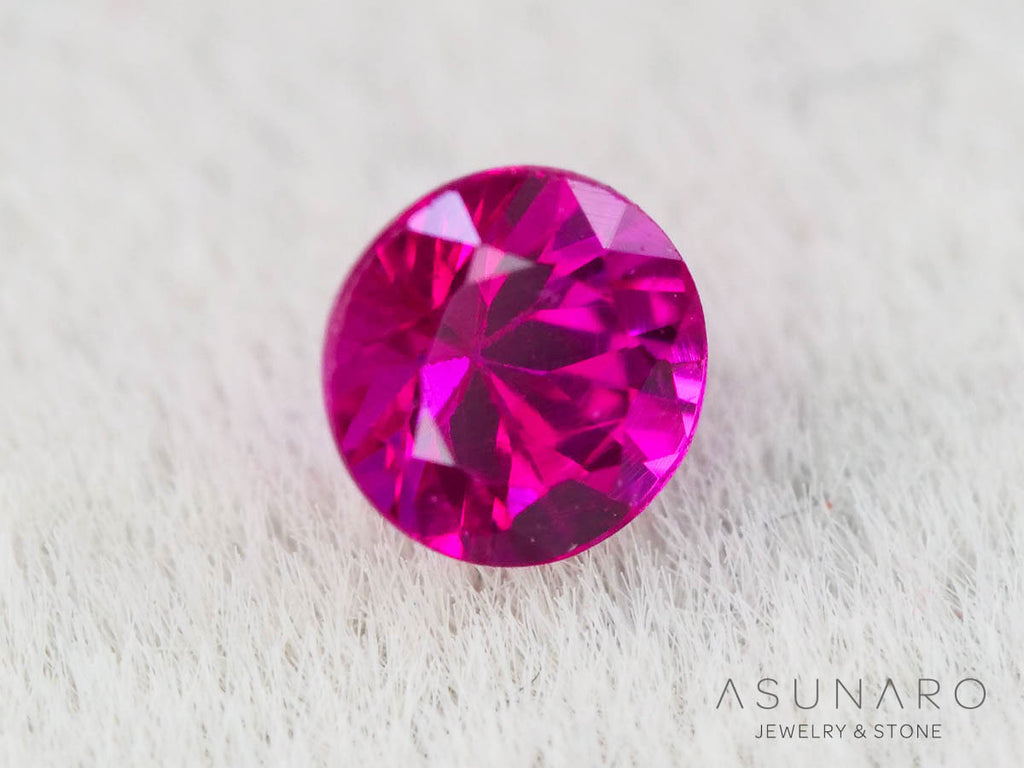 ピジョンブラッドルビー　ラウンドカット　 タイ産　0.15ct　鑑別書付【251001-3063】