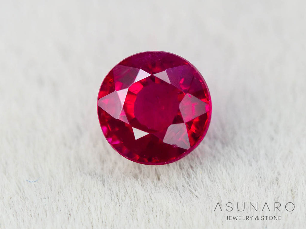 ピジョンブラッドルビー　ラウンドカット　 タイ産　0.30ct　鑑別書付【251001-3064】