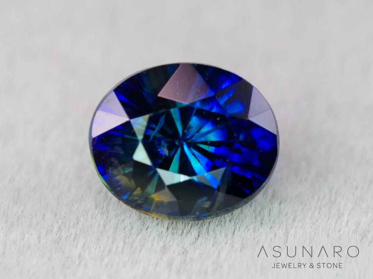 バイカラーサファイア ロータスリリーカット（オーバル）　スリランカ産　0.70ct【260130-3181】