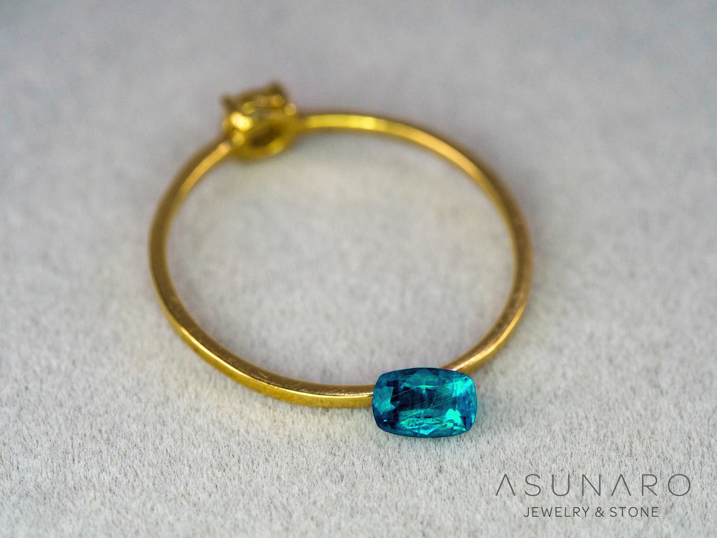 ティールブルーグリーンアウイナイト　クッションカット　アフガニスタン産 　0.17ct【260805-3463】