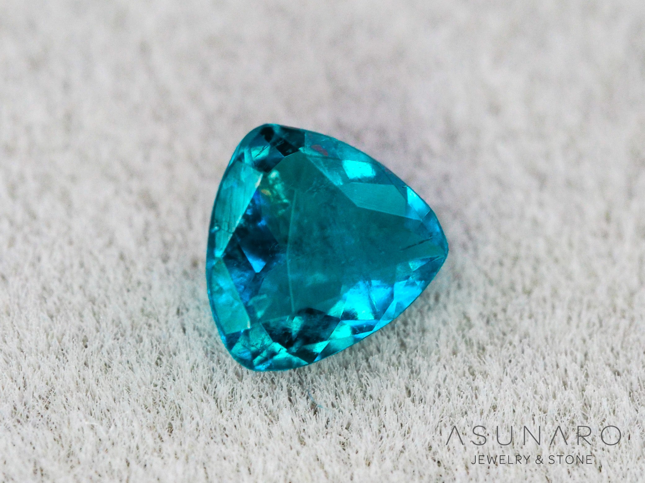 ティールブルーグリーンアウイナイト　トリリアントカット　アフガニスタン産 　0.14ct【260805-3465】
