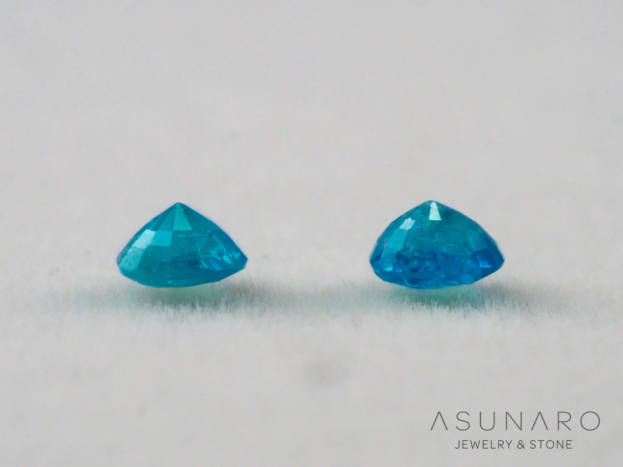 ティールブルーグリーンアウイナイト　2個セット　オーバルカット　アフガニスタン産 　2pcs 0.12ct【260805-3472】