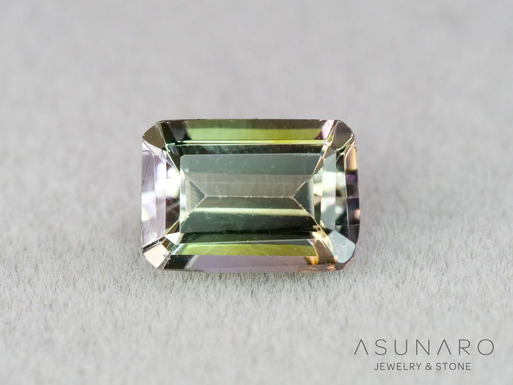 バイカラーゾイサイト（タンザナイト）エメラルドカット　タンザニア産　0.91ct【261002-3399】