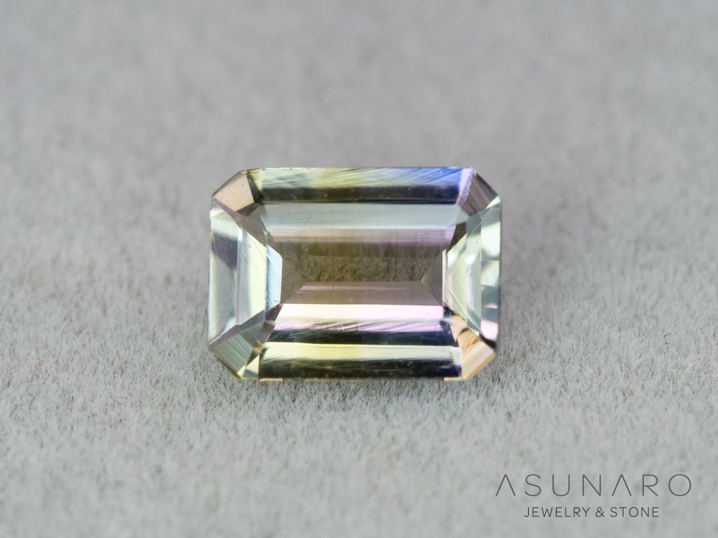 パーティーカラーゾイサイト（タンザナイト）エメラルドカット　タンザニア産　0.90ct【261002-3404】