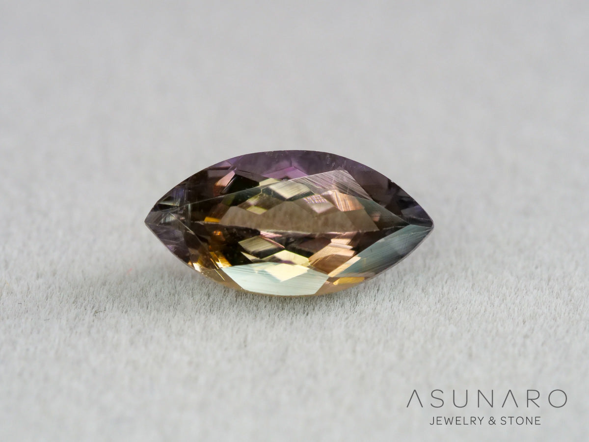 バイカラーゾイサイト（タンザナイト）マーキスカット　タンザニア産　1.38ct【261002-3405】