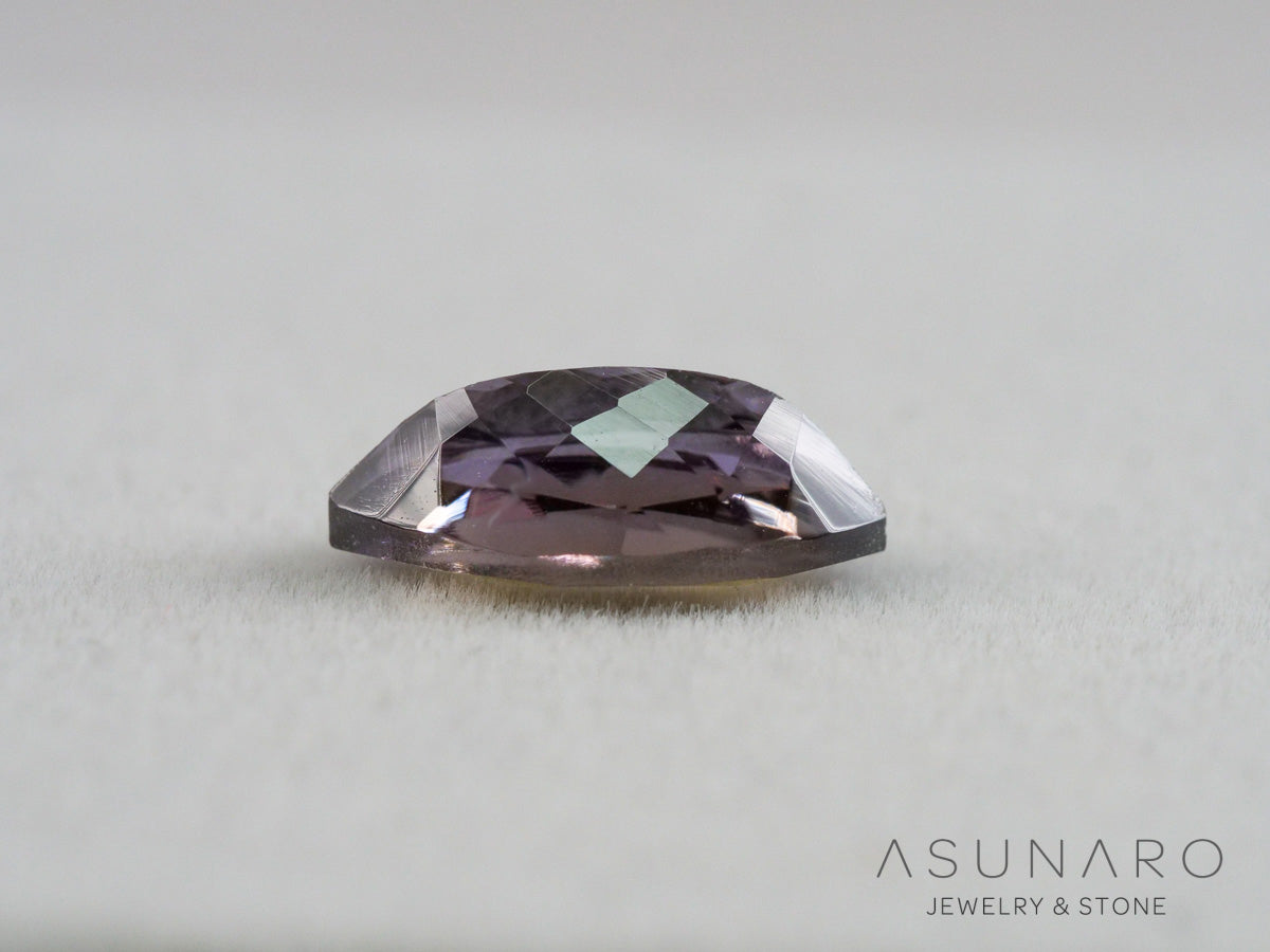 バイカラーゾイサイト（タンザナイト）マーキスカット　タンザニア産　1.38ct【261002-3405】