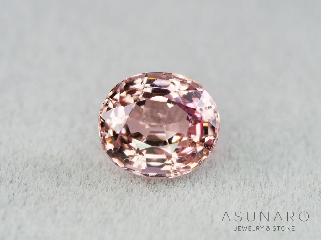 ピーチピンクスピネル 　オーバルカット　スリランカ産　0.89ct　【261002-3575】