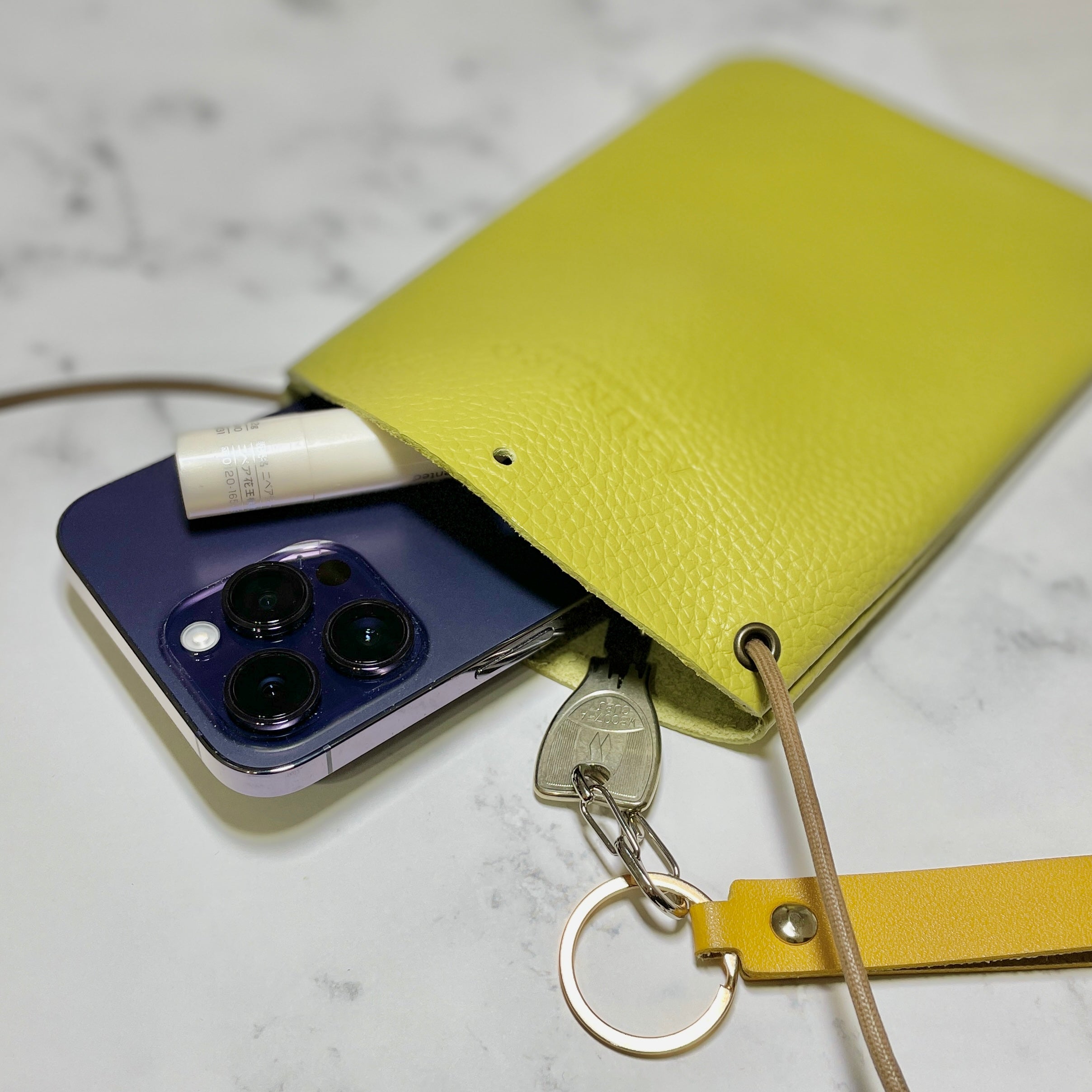 【全5色・限定コラボ】ASUNAROオリジナル　レザーサコッシュ　本革ボーチ、ケータイケース、革バッグ【250610-kobag】