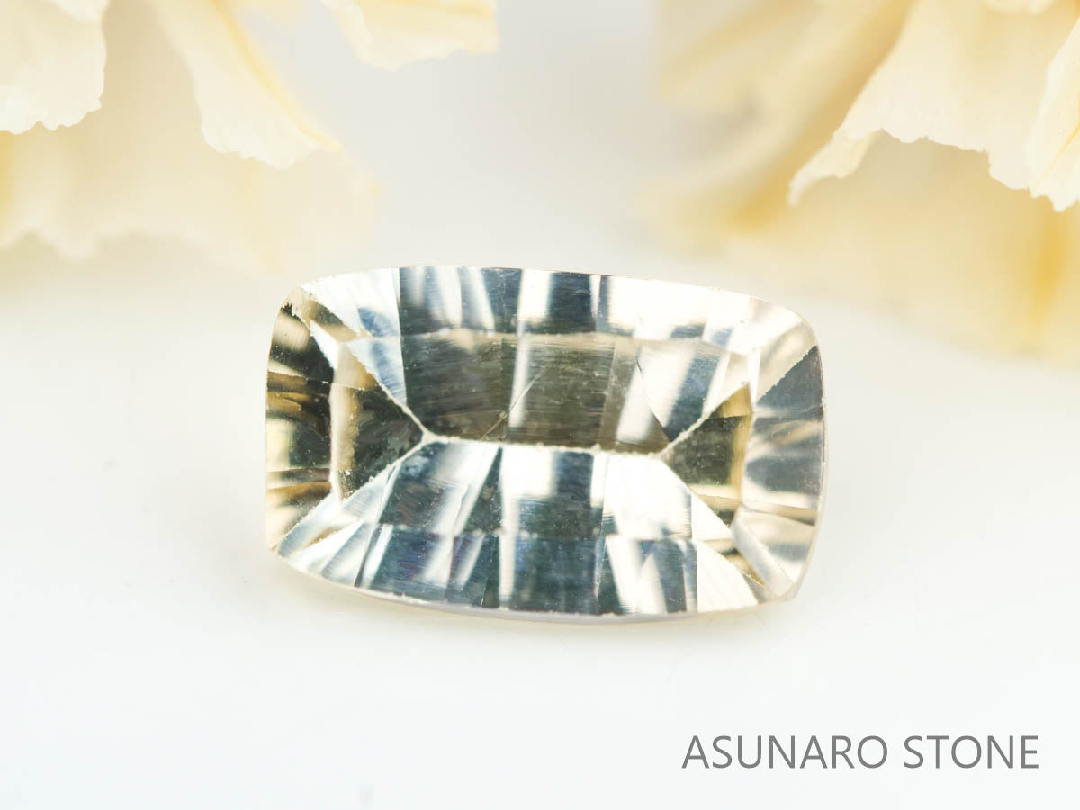 バニラカラートルマリン　コンケーブカット　ルワンダ産　1.04ct【230303-1549】