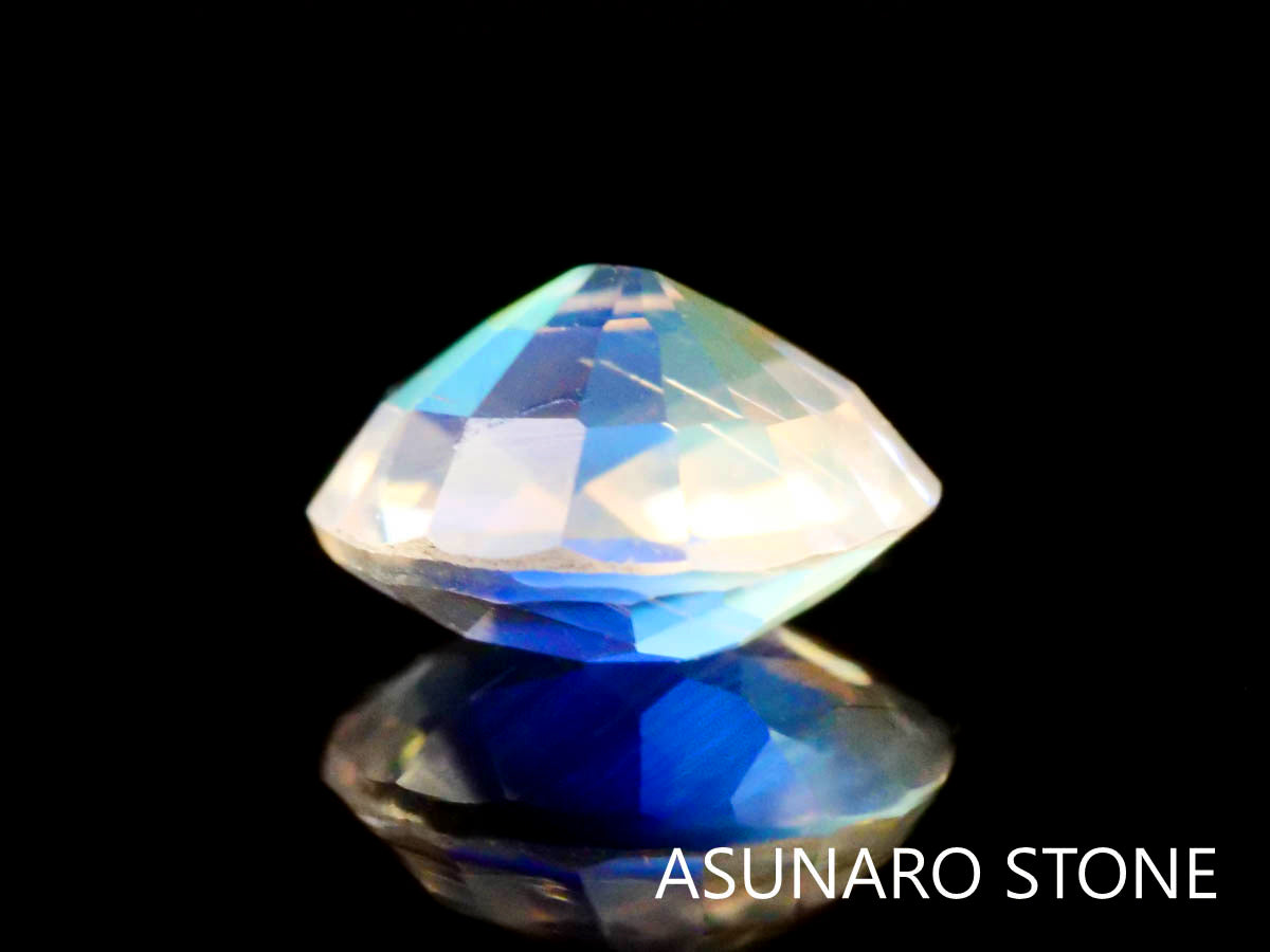 アンデシンラブラドライト  オーバルカット　マダガスカル産　　0.51ct【230329-1557】