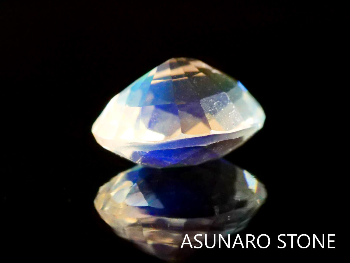 アンデシンラブラドライト  オーバルカット　マダガスカル産　　0.82ct【230329-1558】