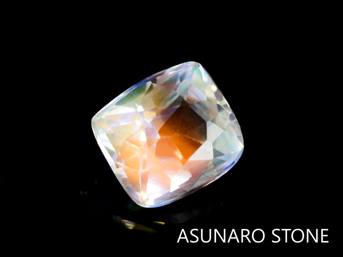 アンデシンラブラドライト　クッションカット　マダガスカル産　　0.60ct【230329-1561】