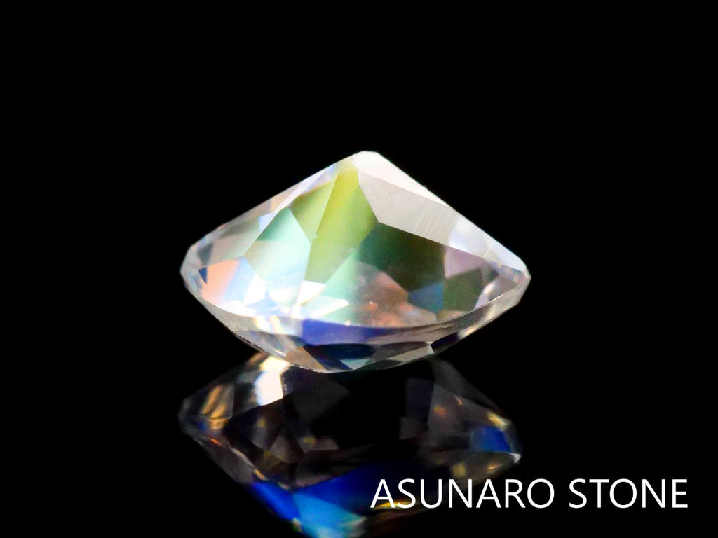 アンデシンラブラドライト　クッションカット　マダガスカル産　　0.60ct【230329-1561】