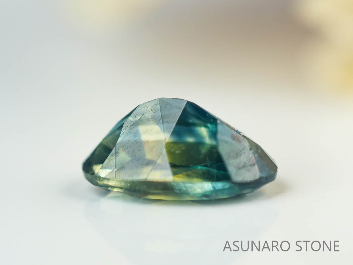 モンタナサファイア 　オーバルカット　 アメリカ産 　0.32ct　【230515-1589】