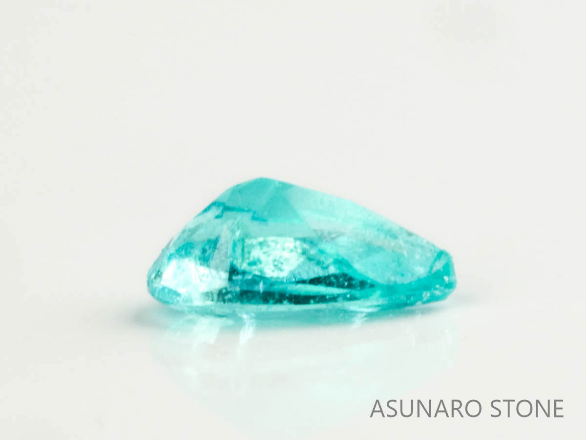 パライバトルマリン　ペアシェイプ　 ブラジル産　0.06ct 　  【230615-1689】