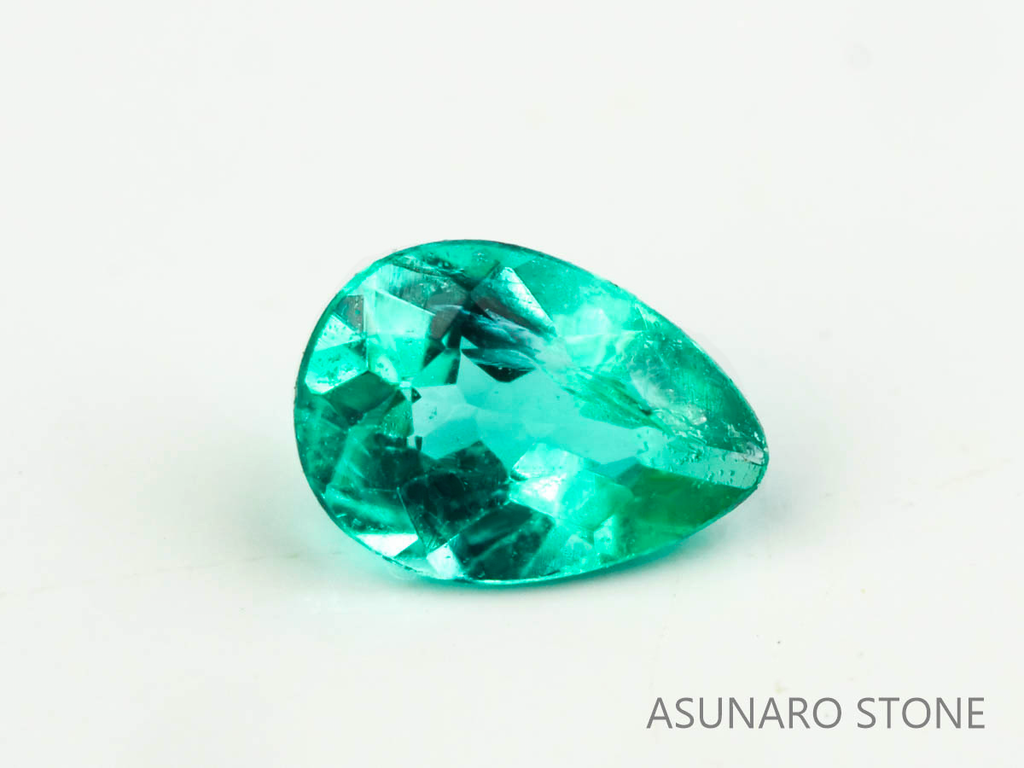 パライバトルマリン　ペアシェイプ　 ブラジル産　0.06ct 　  【230615-1691】