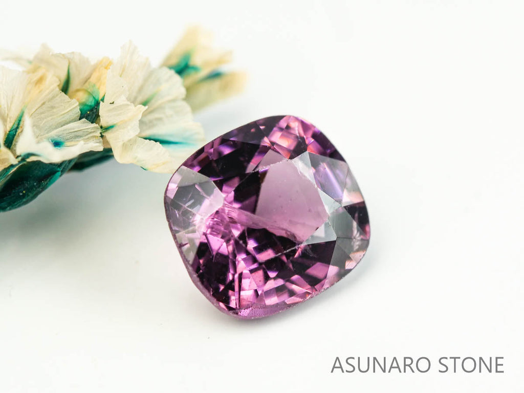 スピネル 　クッションカット　スリランカ産　1.05ct　【230522-1673】