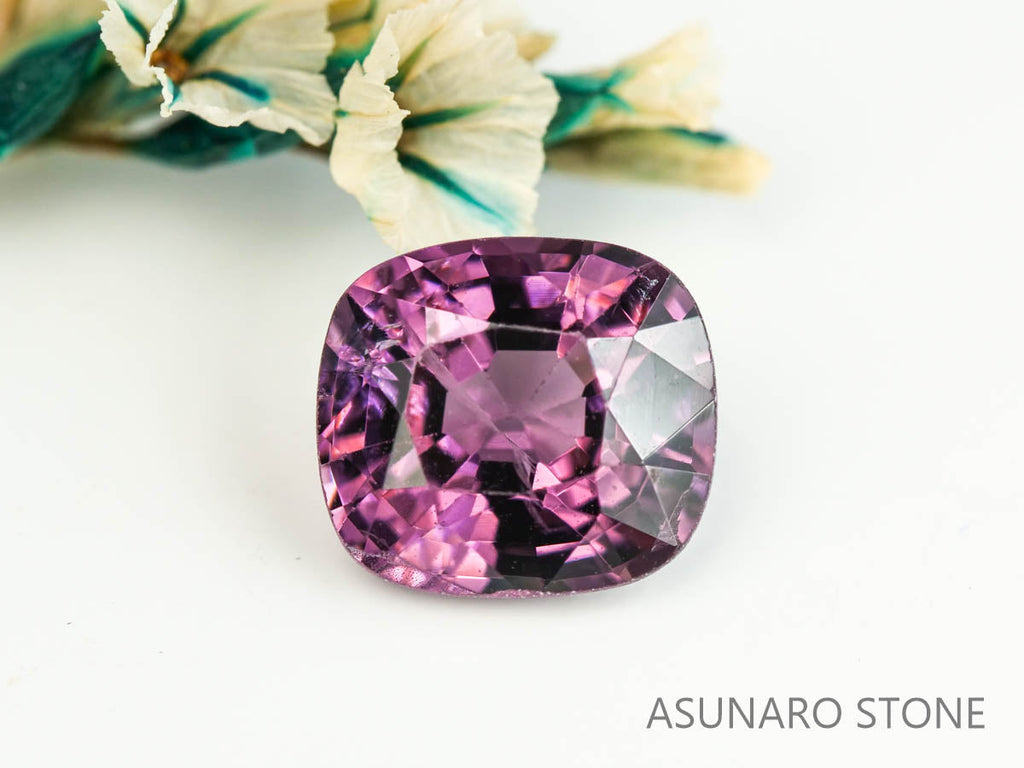 スピネル 　クッションカット　スリランカ産　1.05ct　【230522-1673】