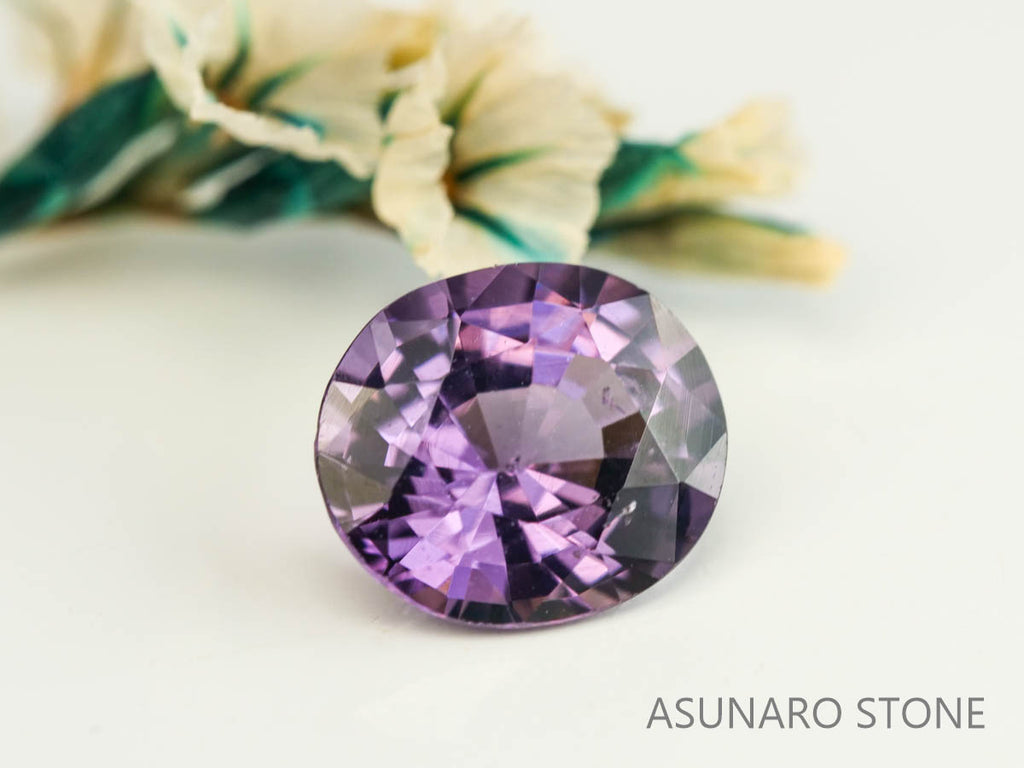 スピネル 　オーバルカット　スリランカ産　0.83ct　【230522-1674】