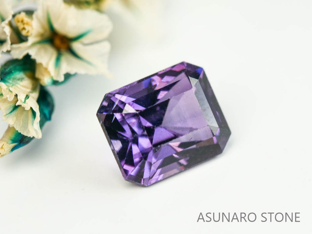 スピネル 　エメラルドカット　スリランカ産　0.79ct　【230522-1679】