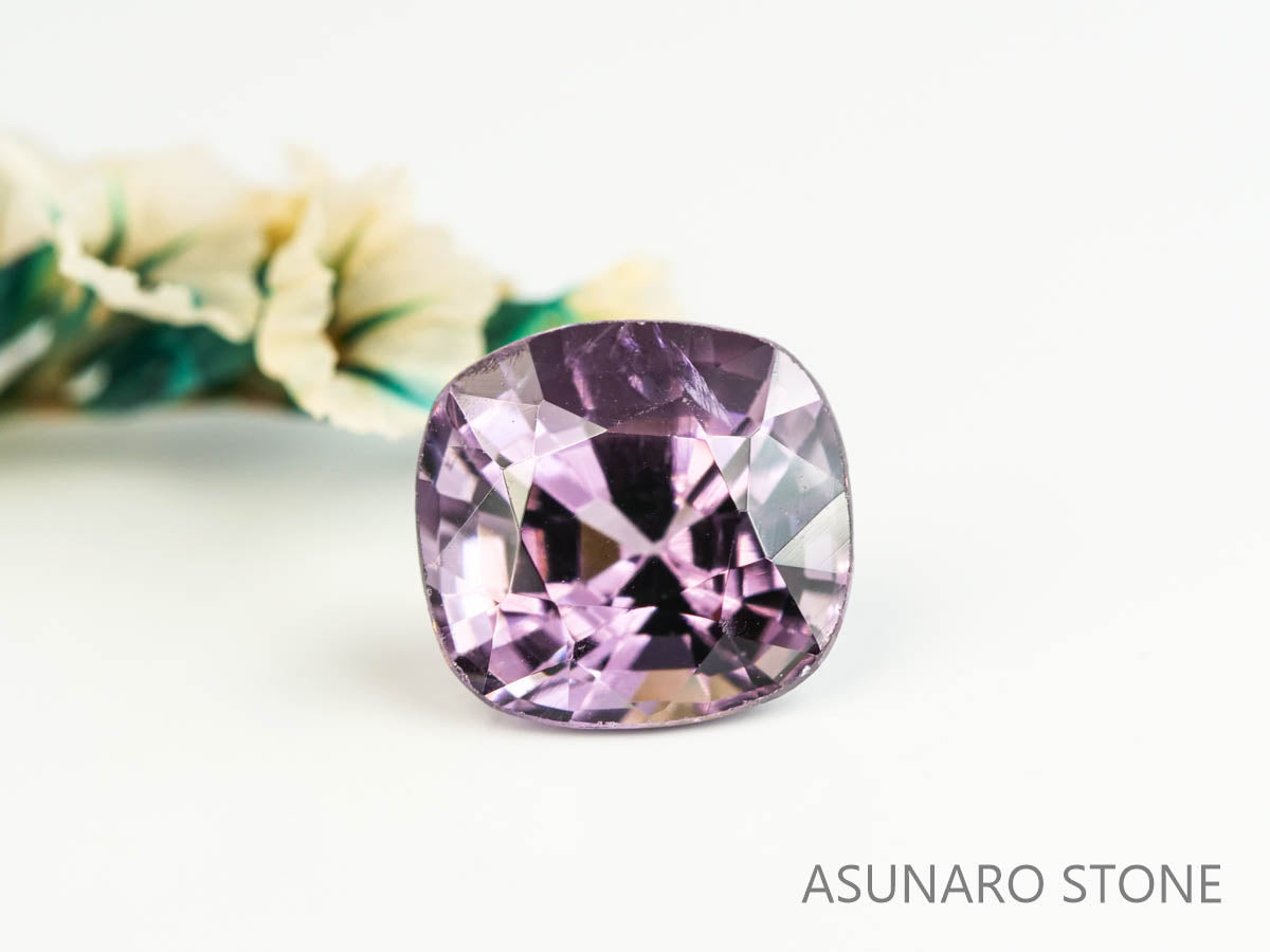 スピネル 　クッションカット　スリランカ産　1.44ct　【230522-1681】