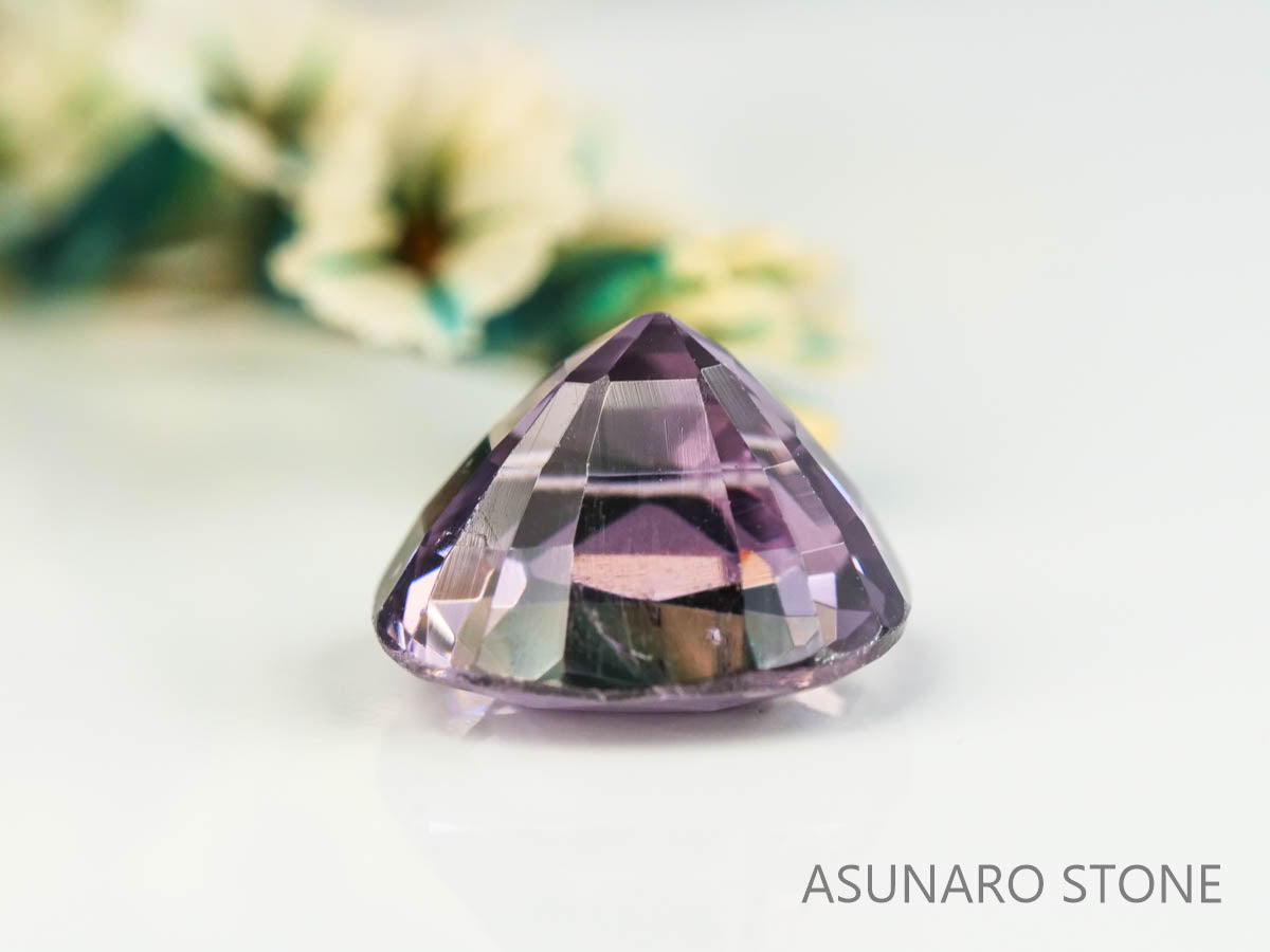 スピネル 　クッションカット　スリランカ産　1.44ct　【230522-1681】